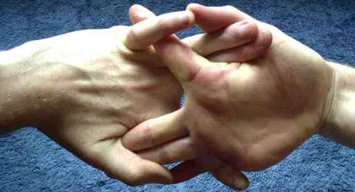 Невероятная способность пальцев лечить наш организм. Как я помогаю себе без лекарств