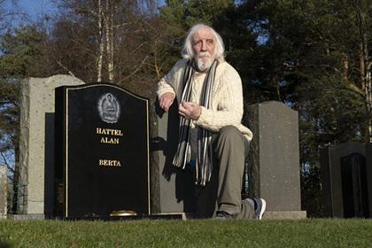 Невероятно, но это реальная история! Мужчина случайно нашел на кладбище свою могилу!