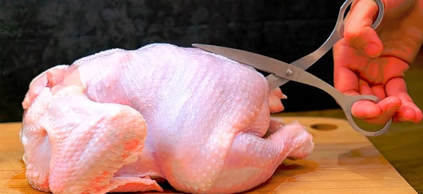 Просто вырезаем курице хребет "особенным" способом – результат поразит всех своей сочностью и вкусом