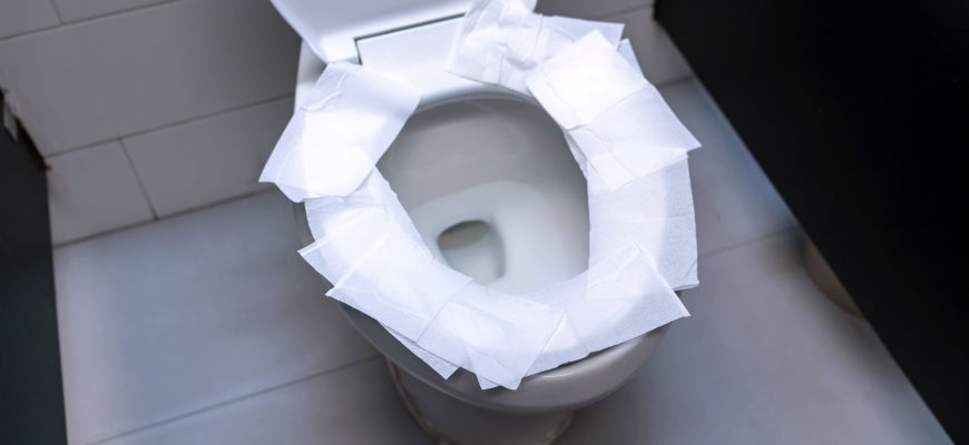 Почему не стоит класть бумагу на сиденье унитаза и не сушить руки в общественном туалете. Мой личный опыт
