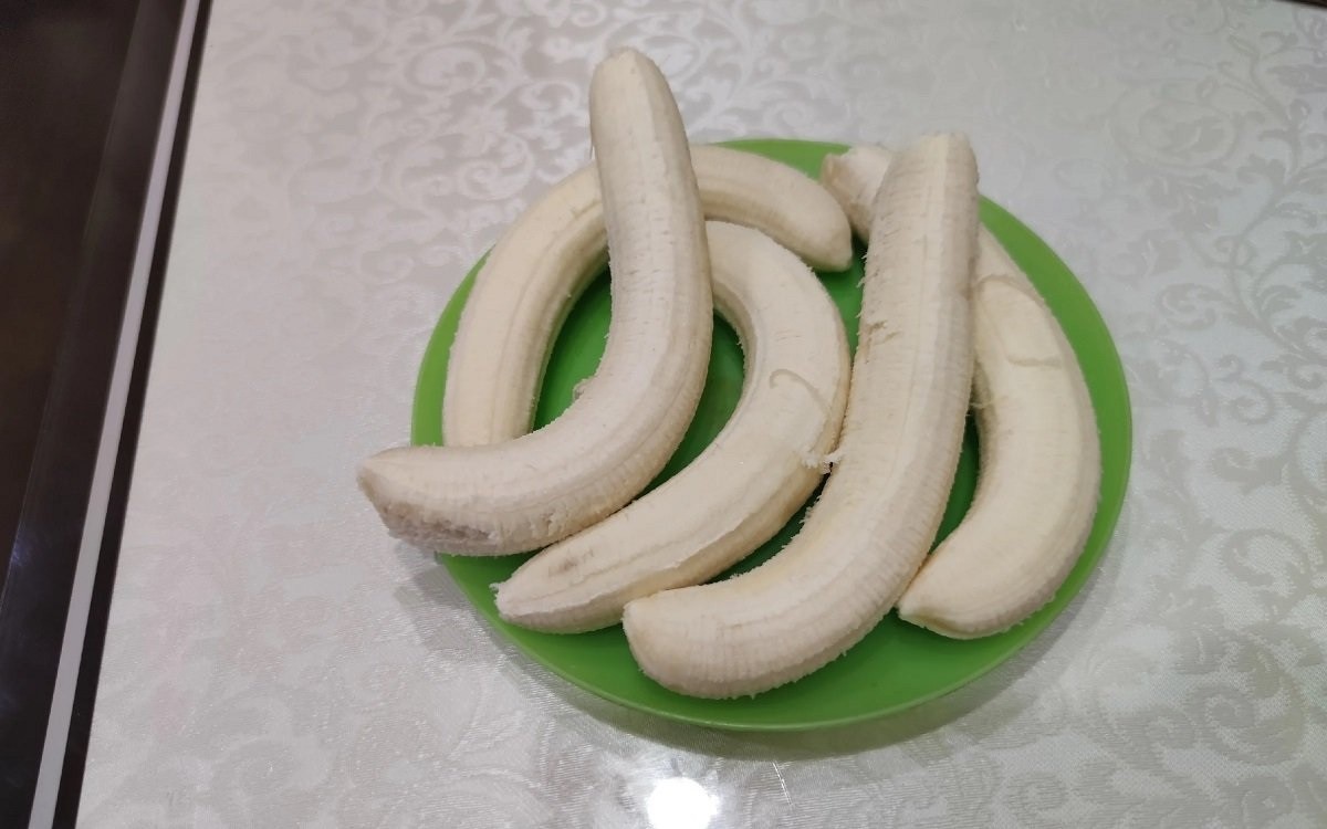Зачем на самом деле хранить бананы в морозильной камере